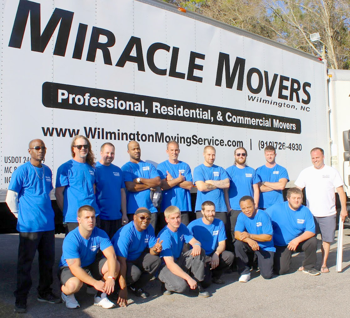 An image of Miracle Movers truck in Durham, NC
